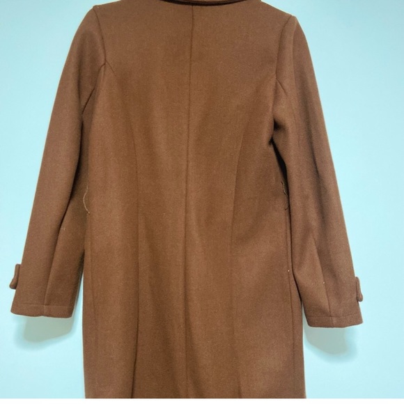Brown double breasted coat - fabric looks and feels like wool - Picture 3 of 4